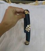 Black hair-accessories