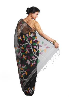 Multicolor Hand Woven Pure Bengal Handloom Saree With Blouse 3