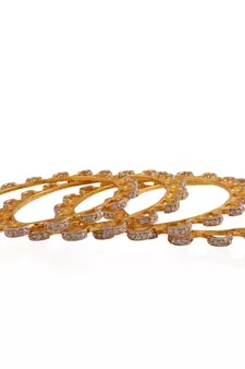 Nice Gold plated ad bangle