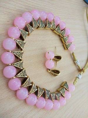 Pink necklaces 1