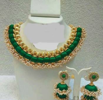 Green necklaces 1