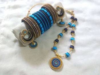 Blue necklaces 1