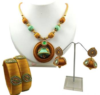 Brown necklaces 1
