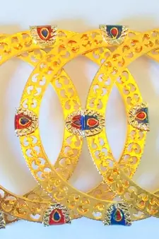 STYLISH GOLDEN MEENA BANGLES