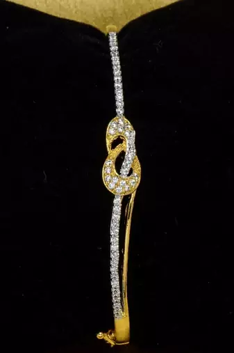 Ad Bracelet