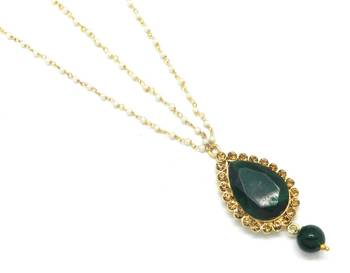 Big Stone Maang Tikka And Matha Patti Decorated With Crystal And Pearl Drop 2