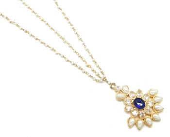 Leaf Style Maang Tikka Matha Patti Decorated With American Diamod And Pearl 2