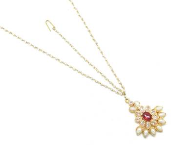 Leaf Style Maang Tikka Matha Patti Decorated With American Diamod And Pearl 1