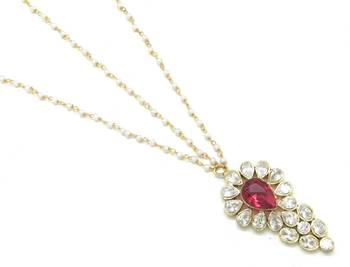 Maang Tikka And Matha Patti Decorated With American Diamond 2