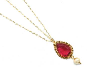 Big Stone Maang Tikka And Matha Patti Decorated With Crystal And Pearl Drop 3