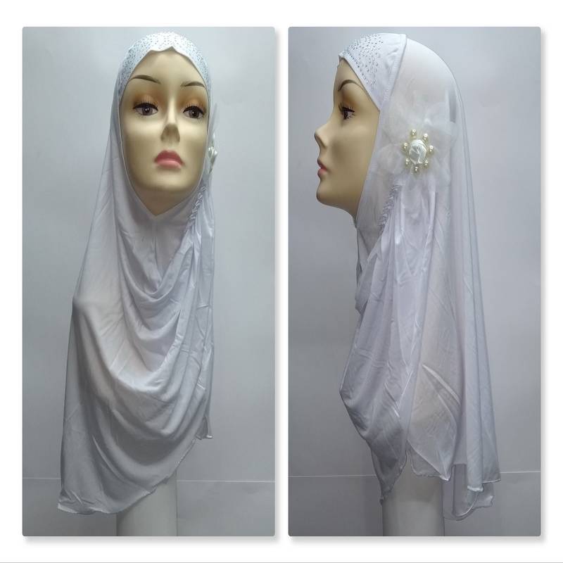 Designer Ready To Wear Instant Hijab White Mean Zoom 2616227