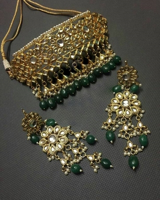 Green Choker Necklace Set - Dazzle Up 