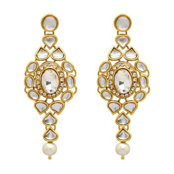 White Color Imitation Pearl Kundan Necklace With Earring & Maang Tikka 2