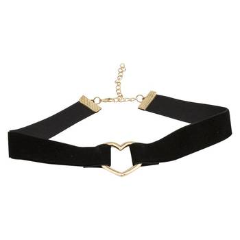 Black pearl chokers 1