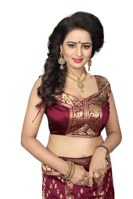 Maroon woven banarasi art silk saree with blouse 4