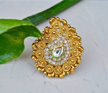 Antique Kairi Gold Finger Ring with American Diamonds 1