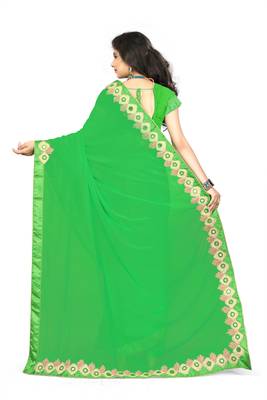 Green Woven Georgette Saree With Blouse 3