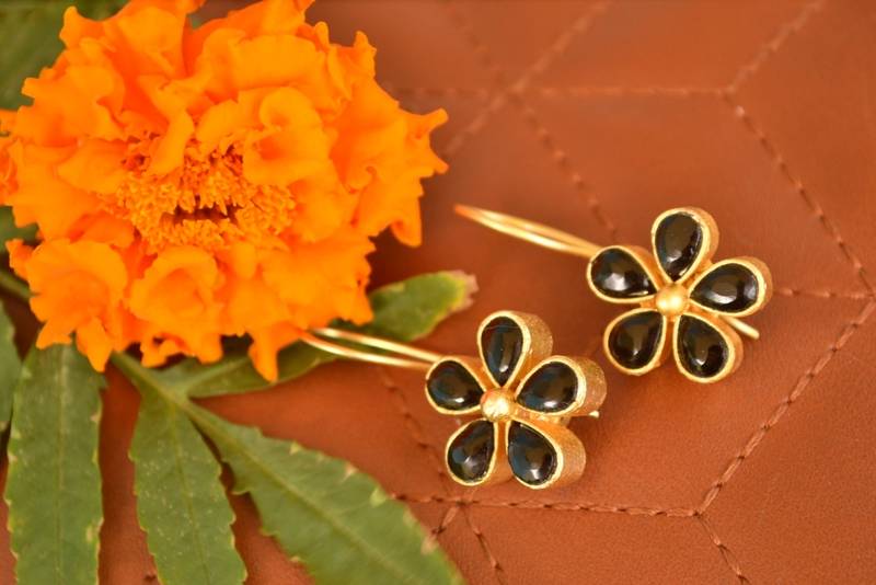 Kundan Stone Semi Precious Gold Plated Floral Dangler Earrings