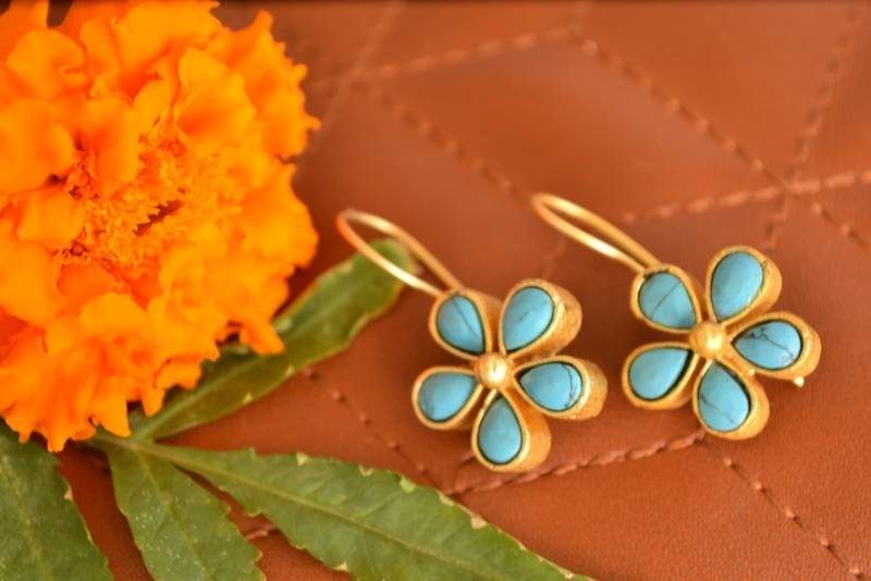 Kundan Stone Semi Precious Gold Plated Floral Dangler Earrings