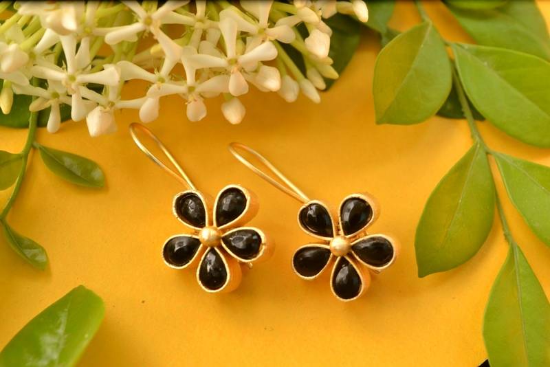 Kundan Stone Semi Precious Gold Plated Floral Dangler Earrings