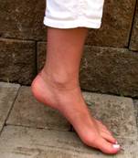 Designer simple Golden Chain adjustable anklet for one leg