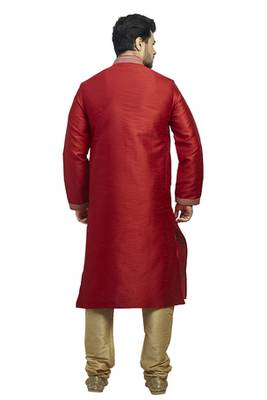 Maroon Silk Kurta Set With Corded Collar And Embroidered Placket Patti 2