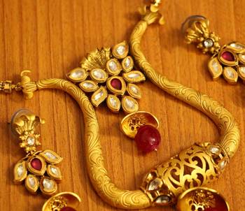 Kundan Meenakari Gold Look Matt Finish Ruby Necklace Set 2