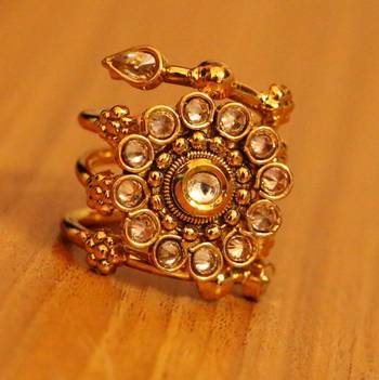 Polki Gold Flower Pattern Party Wear Ring 1