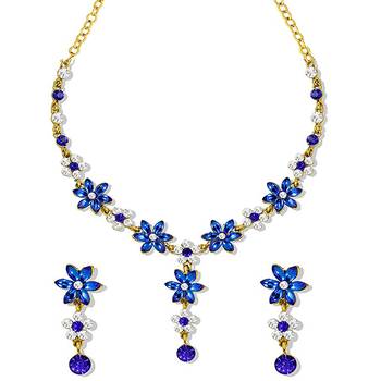 Blue crystal necklaces 1