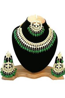 Green kundan rose gold necklace sets