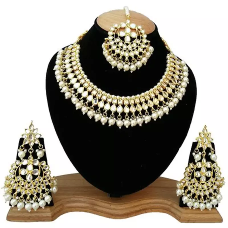 White kundan rose gold necklace sets