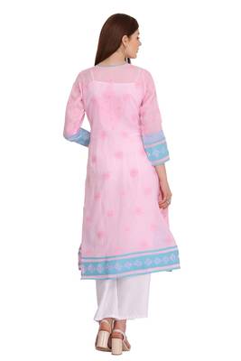 Ada Hand Embroidered Pink Cotton Lucknow Chikan Kurta 2