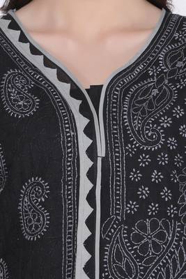 Black Embroidered Cotton Chikankari Kurti  4