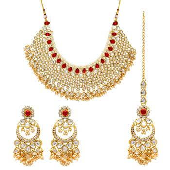 Maroon Color Kundan Necklace With Earring and Maang Tikka 1
