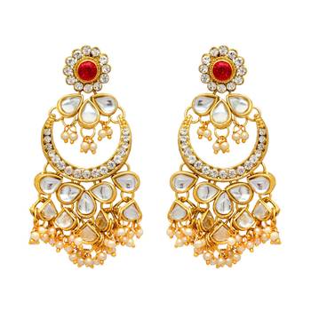 Maroon Color Kundan Necklace With Earring and Maang Tikka 2
