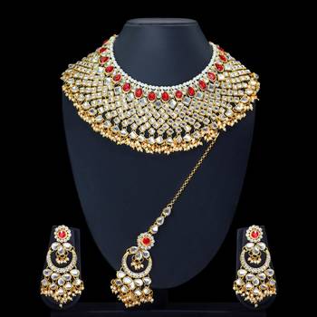 Maroon Color Kundan Necklace With Earring and Maang Tikka 4