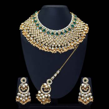 Green Color Kundan Necklace With Earring and Maang Tikka 5