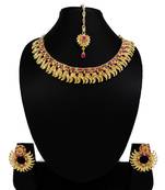 Rani pink partywear delicate necklace set with maang tikka