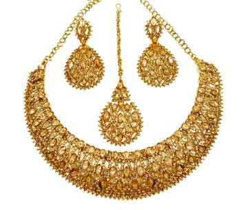 Designer golden ad zircon necklace set with maang tikka 2
