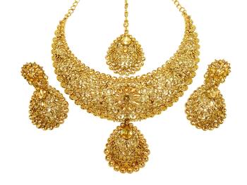 Designer golden ad zircon necklace set with maang tikka 2