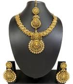 Designer golden ad zircon necklace set with maang tikka