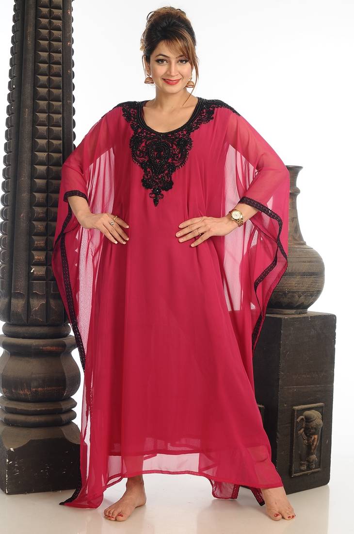Pink Georgette Kaftan With Zari Work
