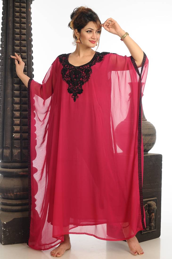Pink Georgette Kaftan With Zari Work
