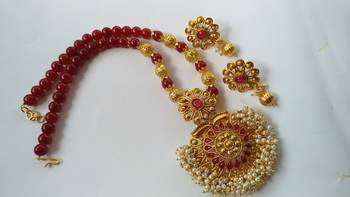 Pink Handmade Beaded Necklace Set 2