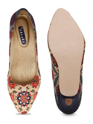 Women's Multi Color Croslite Sole Material Ballerinas Low Heel Sandal 4