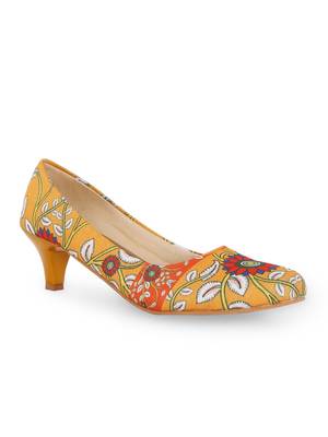 Women's orange Croslite Sole Material Ballerinas Low Heel Sandal 1