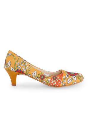Women's orange Croslite Sole Material Ballerinas Low Heel Sandal 3