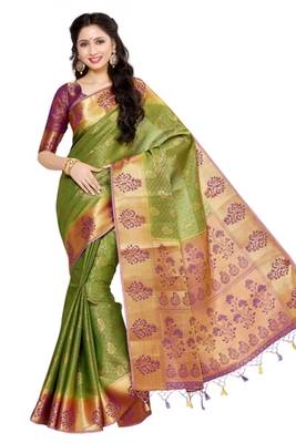 Green Woven Art Silk Saree With Blouse 2