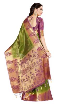 Green Woven Art Silk Saree With Blouse 4