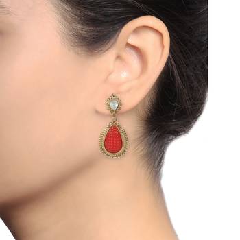 Maroon earrings 2